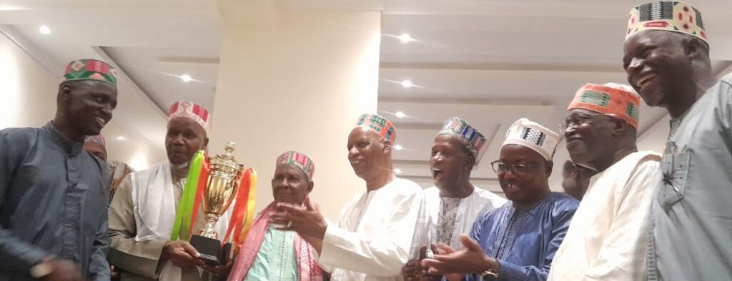 abdoulll-1024x394 Conakry : les ressortissants de Porédaka présentent leur trophée au président de la jeunesse de Mamou