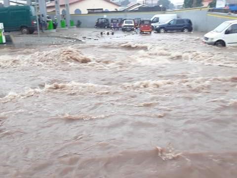 inondation-nakry-2 Inondations dans le Grand Conakry : des morts et de nombreux dégâts matériels !