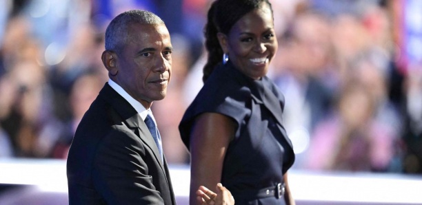 obama-et-michelle « Yes, she can ! » Michelle et Barack Obama saluent en Harris « l'espoir » retrouvé