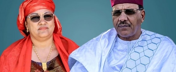 bazoum-et-femme Niger : « Le président Bazoum et son épouse sont toujours séquestrés… » (Tribune)