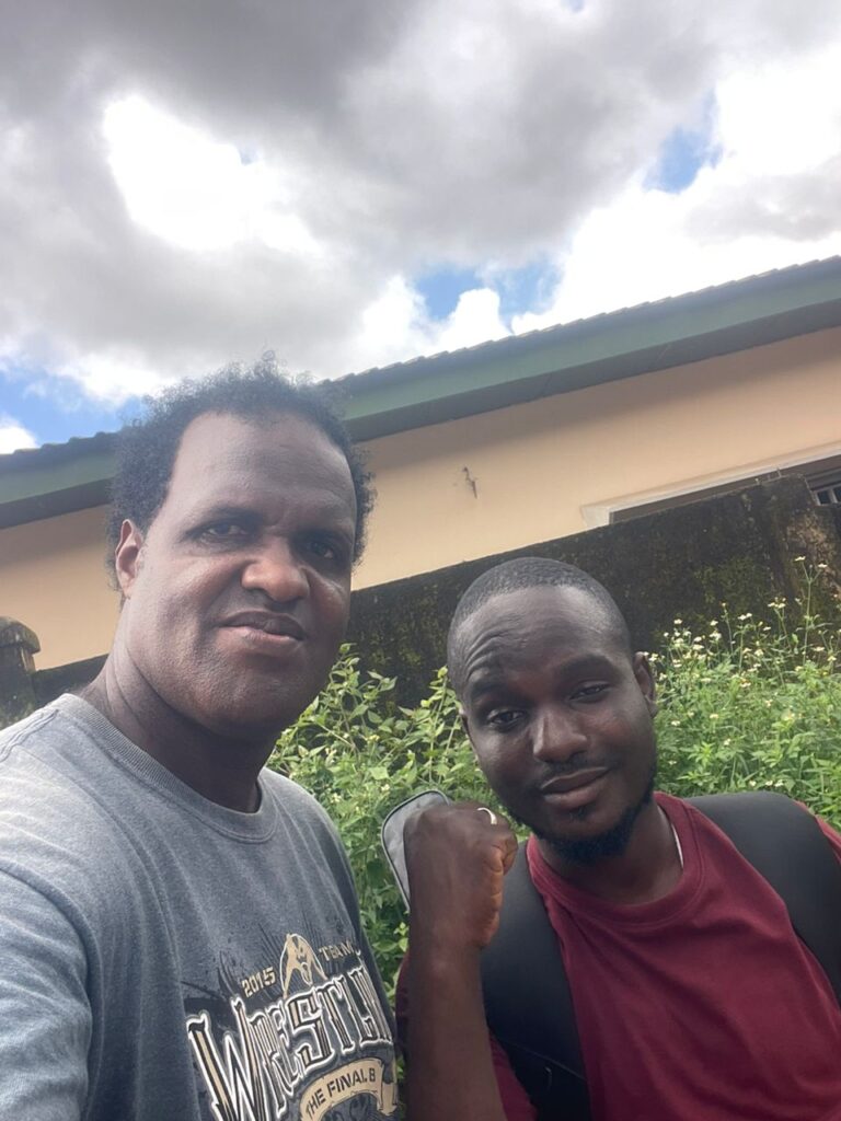 WhatsApp-Image-2025-08-25-at-11.20.57-768x1024 Coyah : le journaliste Mamoudou Boulléré libre !