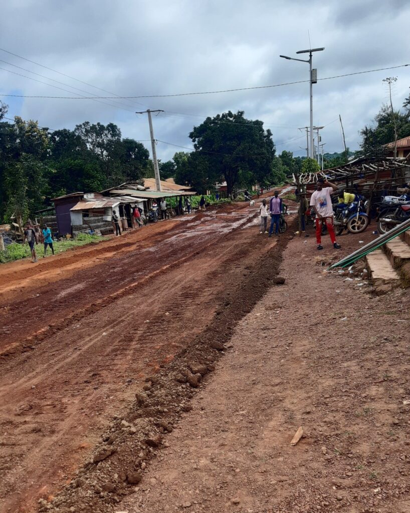 poredaka-misside1-818x1024 Porédaka (Mamou) : la délégation spéciale en action pour désenclaver le centre...