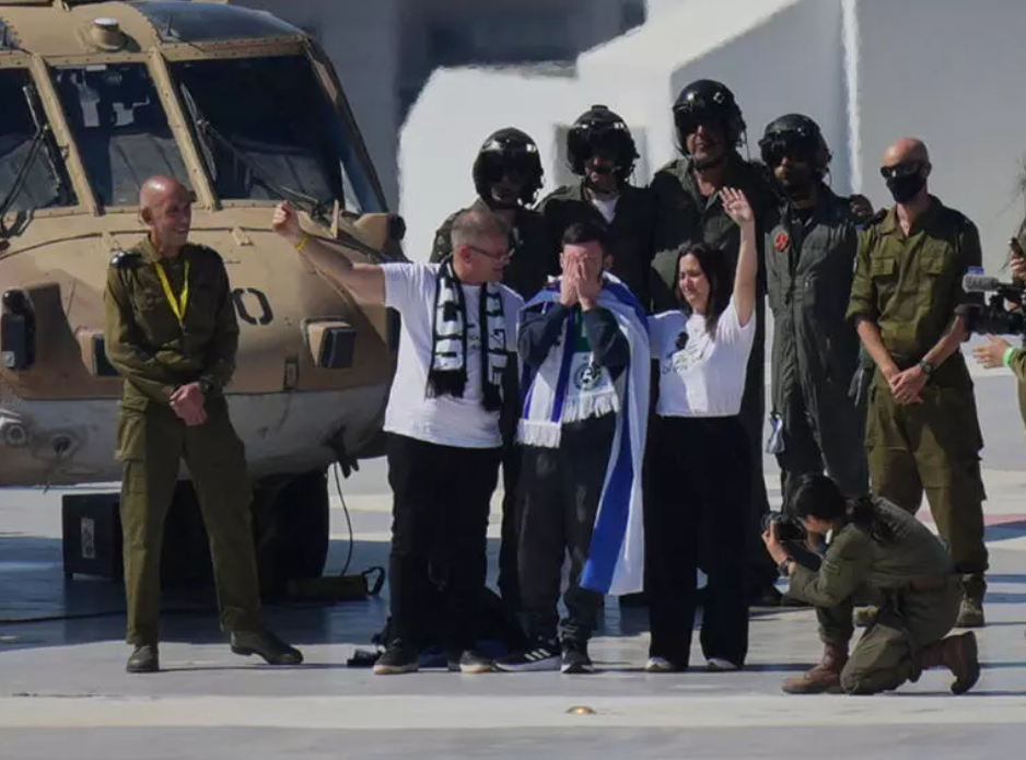 image-61 Gaza : faim, entrave, torture... les otages du Hamas racontent leurs terribles conditions de détention