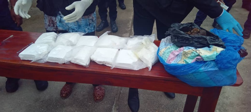 image-91 Trafic de drogue : plus de 5 kg de cocaïne saisis à l’aéroport de Conakry (OCAD)