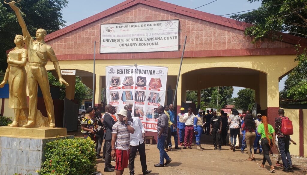 univ-sonnff-1024x586 Guinée : le SNAESURS annonce la levée de la grève à l’enseignement supérieur