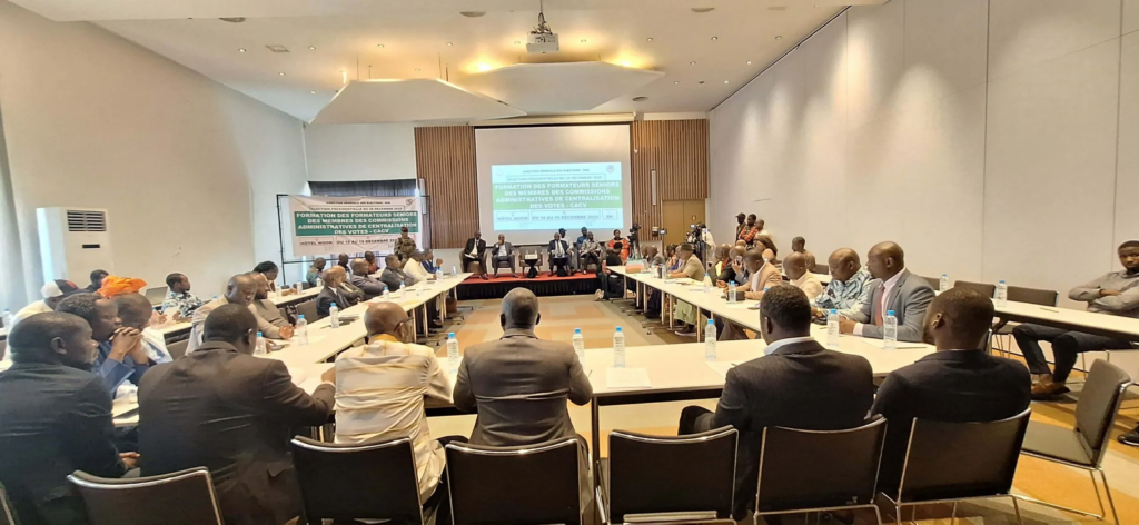 image-61-1024x472 Vers la présidentielle 2025 : la DGE lance la formation des formateurs seniors des CACV