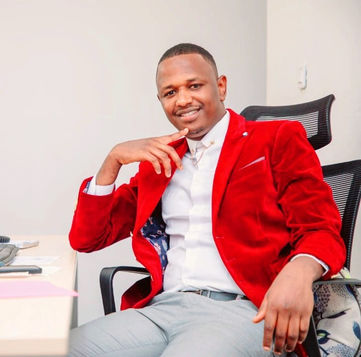 image-65 Le Guinéen Rigel Gandhi rafle la 11ème édition du prix RFI Talents du Rire