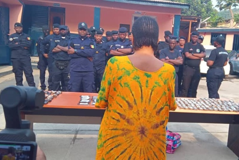 image-86 Guinée : une femme interpellée avec plus de 16 kg de drogue Hachisch