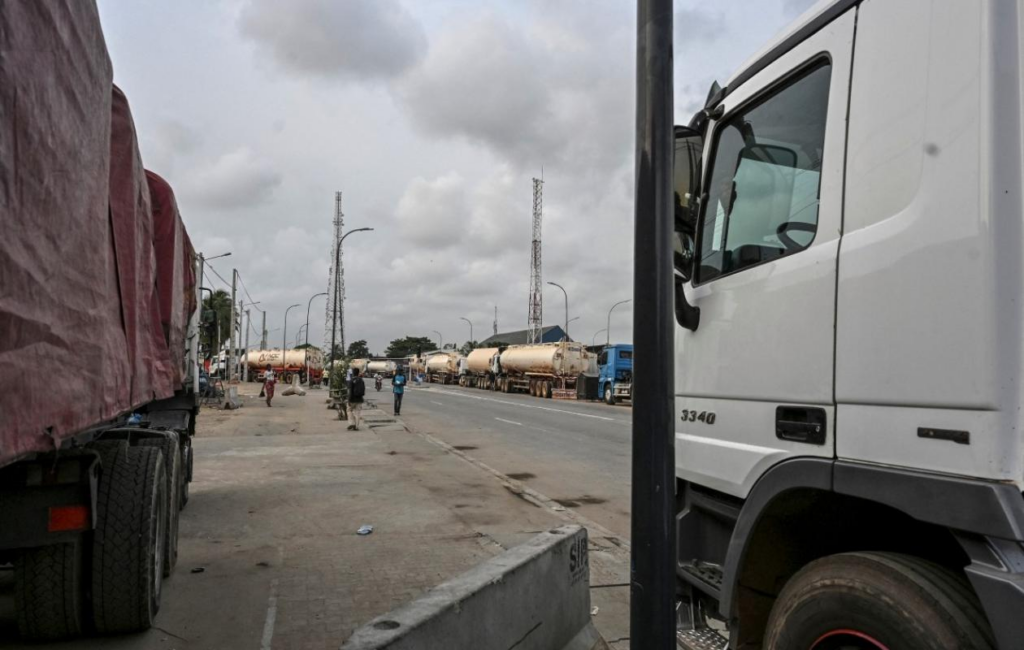 image-164-1024x650 Quand les routiers sénégalais parcourent le Mali la peur au ventre
