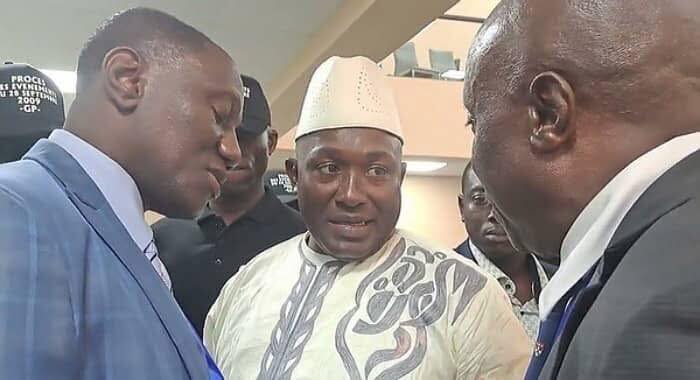 toumba-et-ses-avocats Les avocats de Toumba exigent son retour immédiat à la maison centrale de Conakry