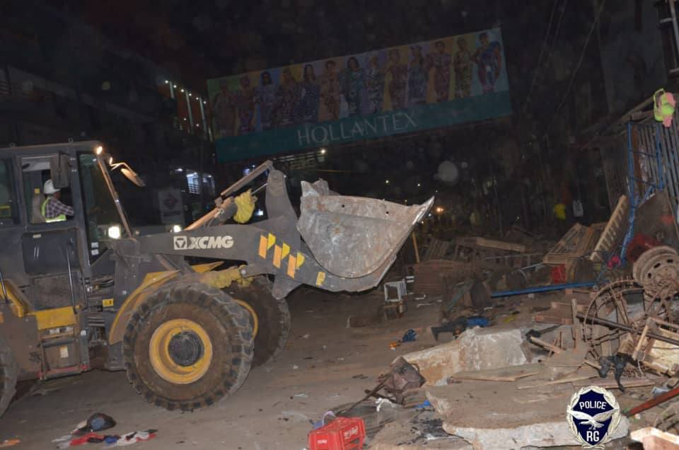 image-136 Déguerpissement musclé à Madina (Conakry) : la police passe à l’action de nuit