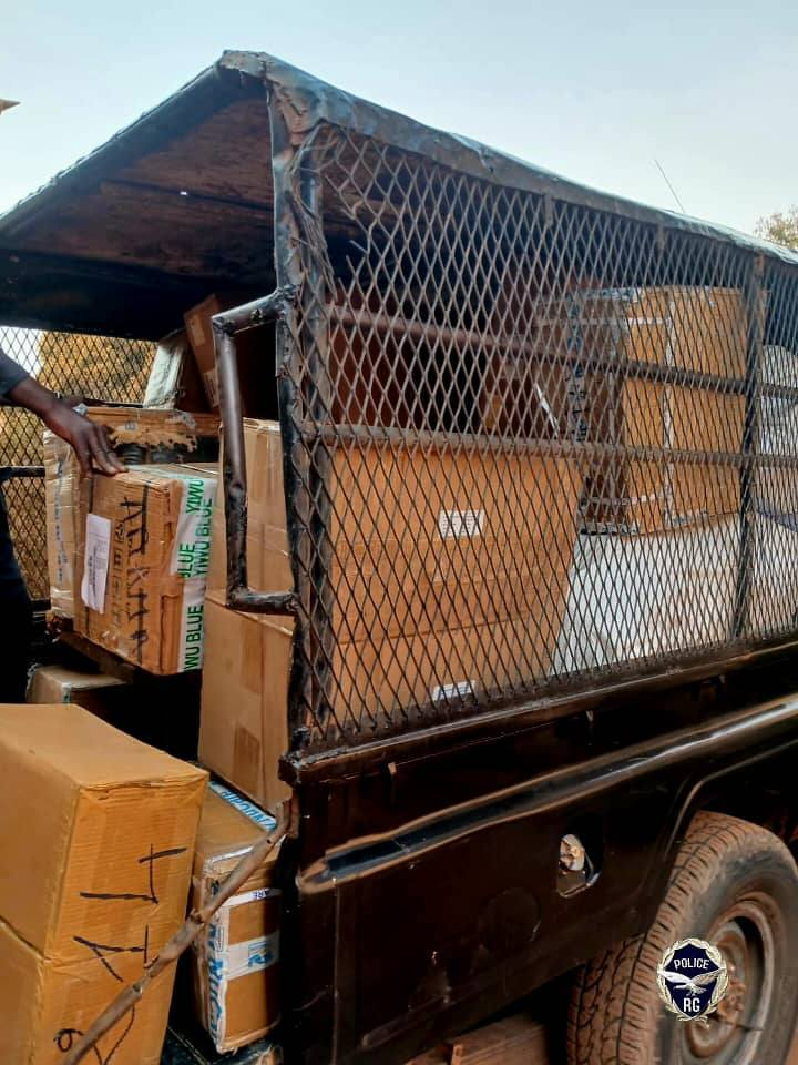 image-33 Kankan : la police découvre un stock suspect de produits pharmaceutiques