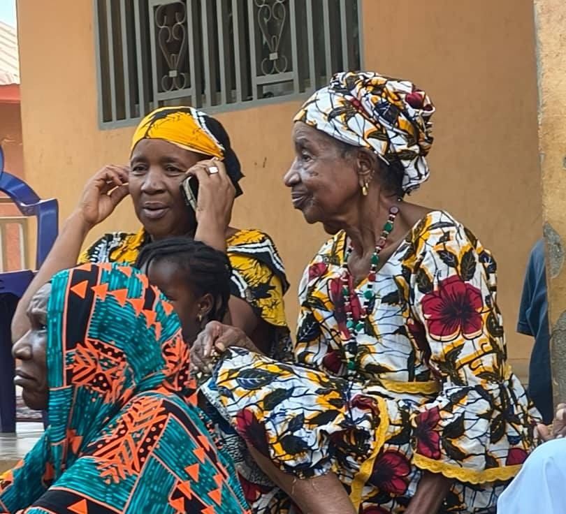 soeur-et-mere-Tibou Dinguiraye : la mère et la sœur de Tibou Kamara « ramenées par leurs ravisseurs »