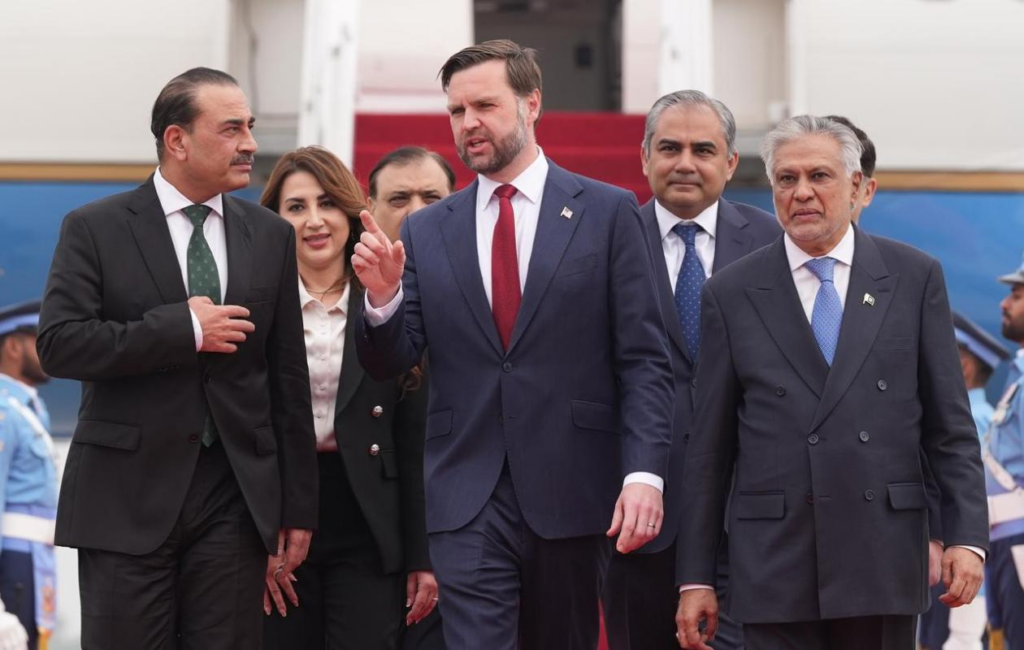 image-74-1024x650 Les médias iraniens annoncent que les négociations avec les États-Unis ont débuté au Pakistan