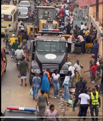 image-58 Conakry : bulldozers et forces de l’ordre à l’assaut du marché de Lansanaya Barrage