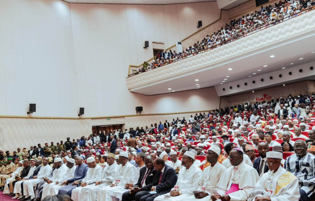 image-75 Guinée : les 13 commissions permanentes du Parlement officiellement installées
