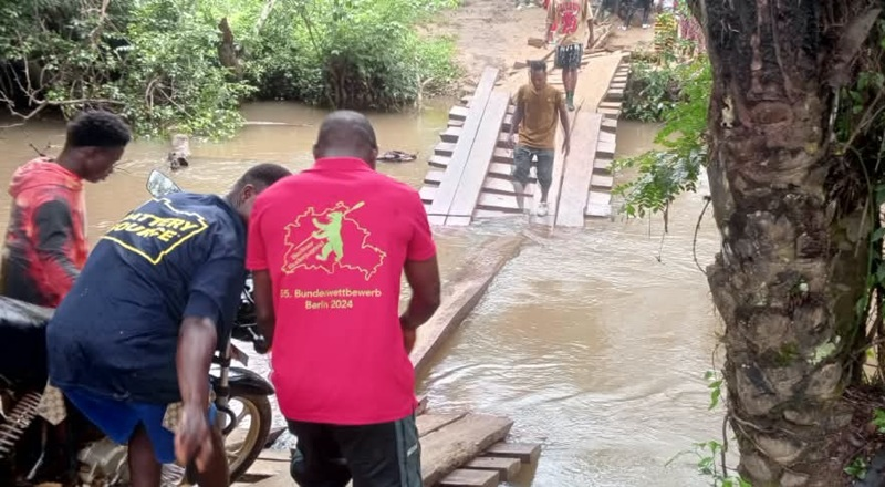 image-131 Yomou : le pont de déviation de N’yawö cède, Bignamou coupée du reste de la préfecture