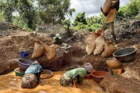 image-87 Carte du pouvoir : à qui profite l’orpaillage illégal en Côte d’Ivoire ?