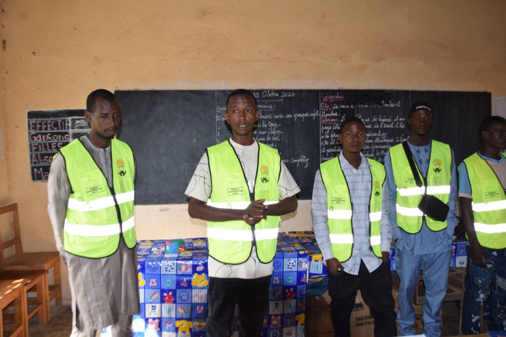 image-88-1024x683 Porédaka (Mamou) : l’AJUPD équipe 313 élèves de N’Diaré pour la rentrée